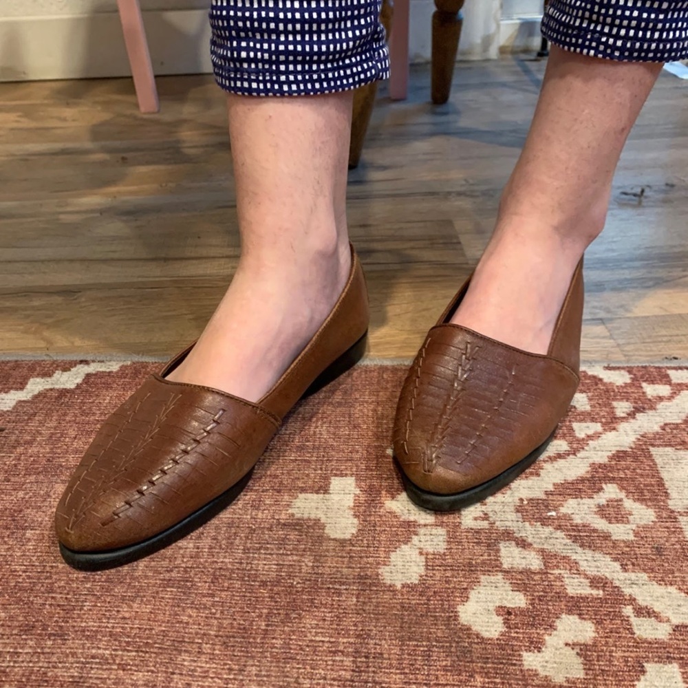 The Leather Collection Women's Woven Weave Slip On 8W Brown Leather Loafer NEW